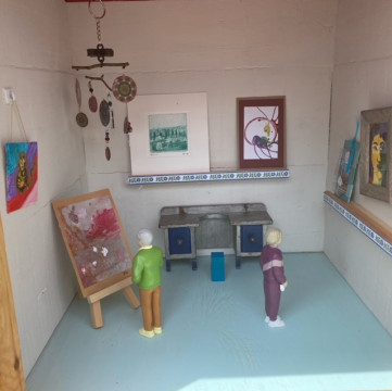 Free little art gallery in Edinburg, CA